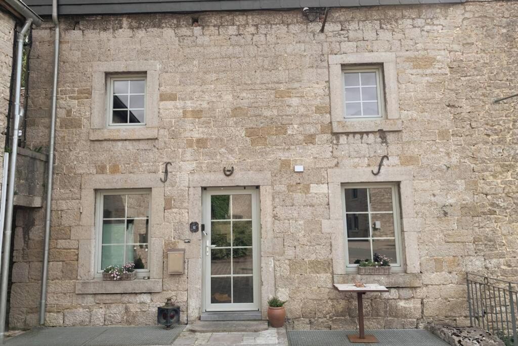 Villa Au bord du Ny à Hotton Extérieur photo